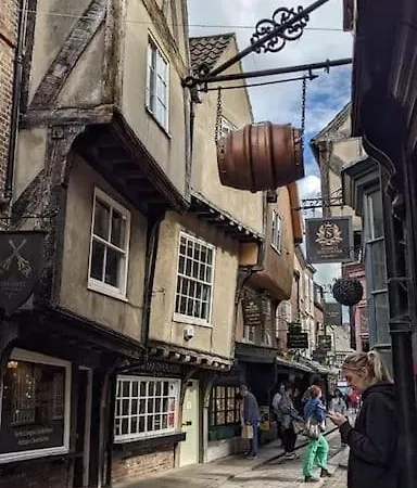 Daire The Old Chapel