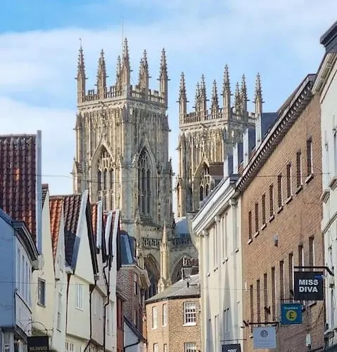 Апартаменты The Old Chapel